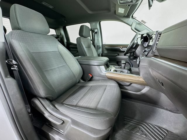 Used 2024 Chevrolet Silverado 1500 LT Trail Boss w/ Convenience Package II AWD/4WD image 29