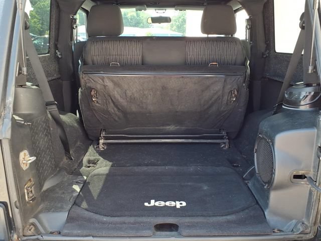 Used 2011 Jeep Wrangler Sahara AWD/4WD image 14