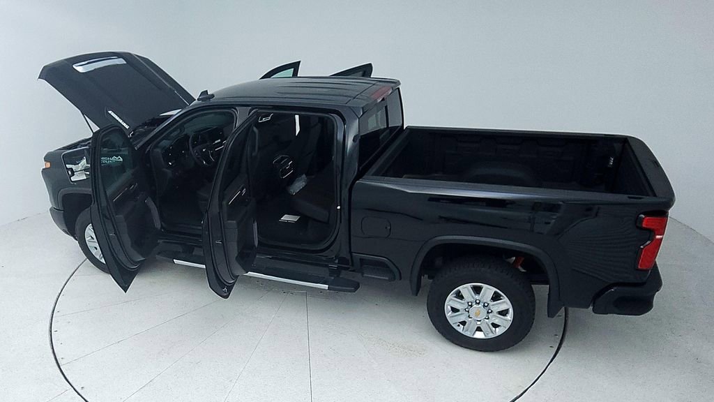 Used 2024 Chevrolet Silverado 2500 High Country w/ Technology Package AWD/4WD image 19