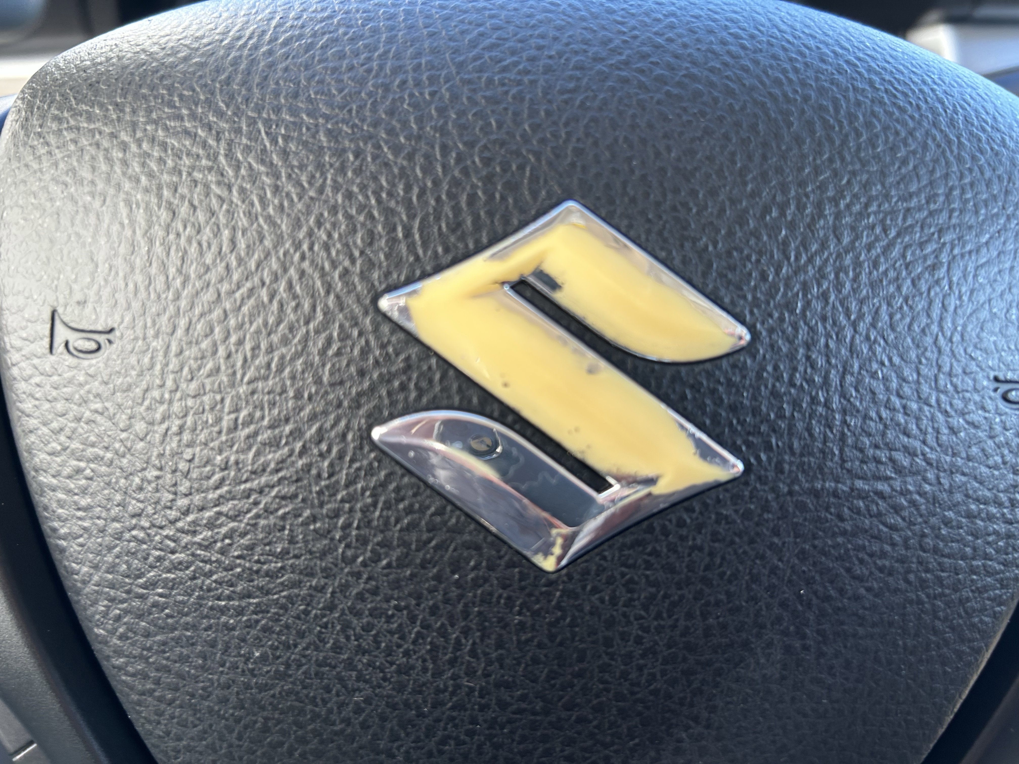 Used 2013 Suzuki Kizashi SE image 26