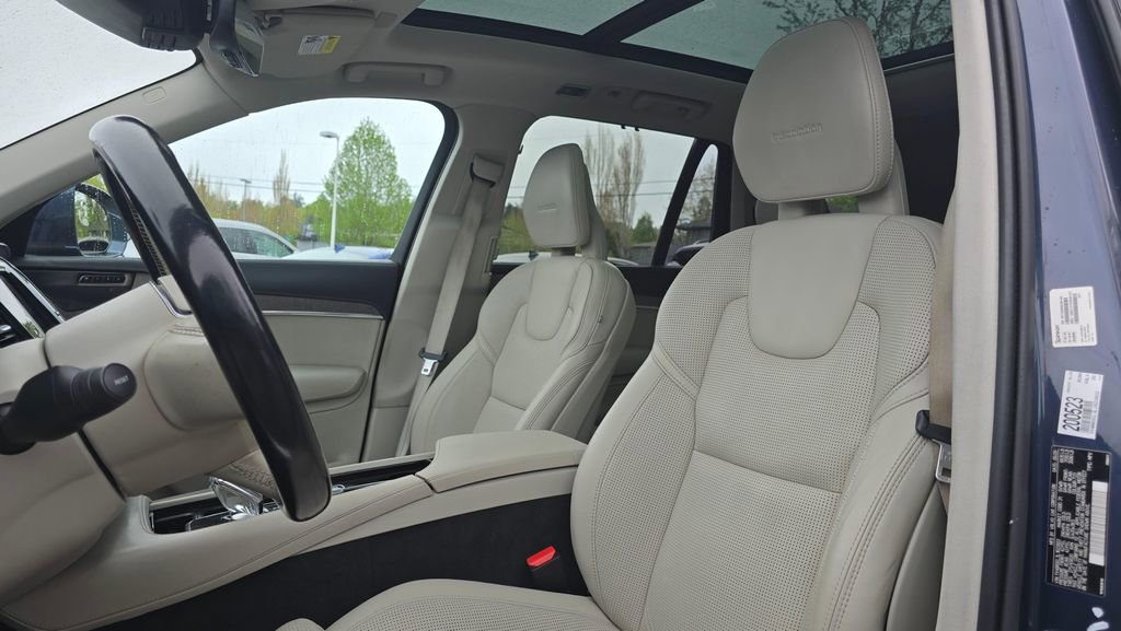 Used 2020 Volvo XC90 T8 Inscription AWD/4WD image 22