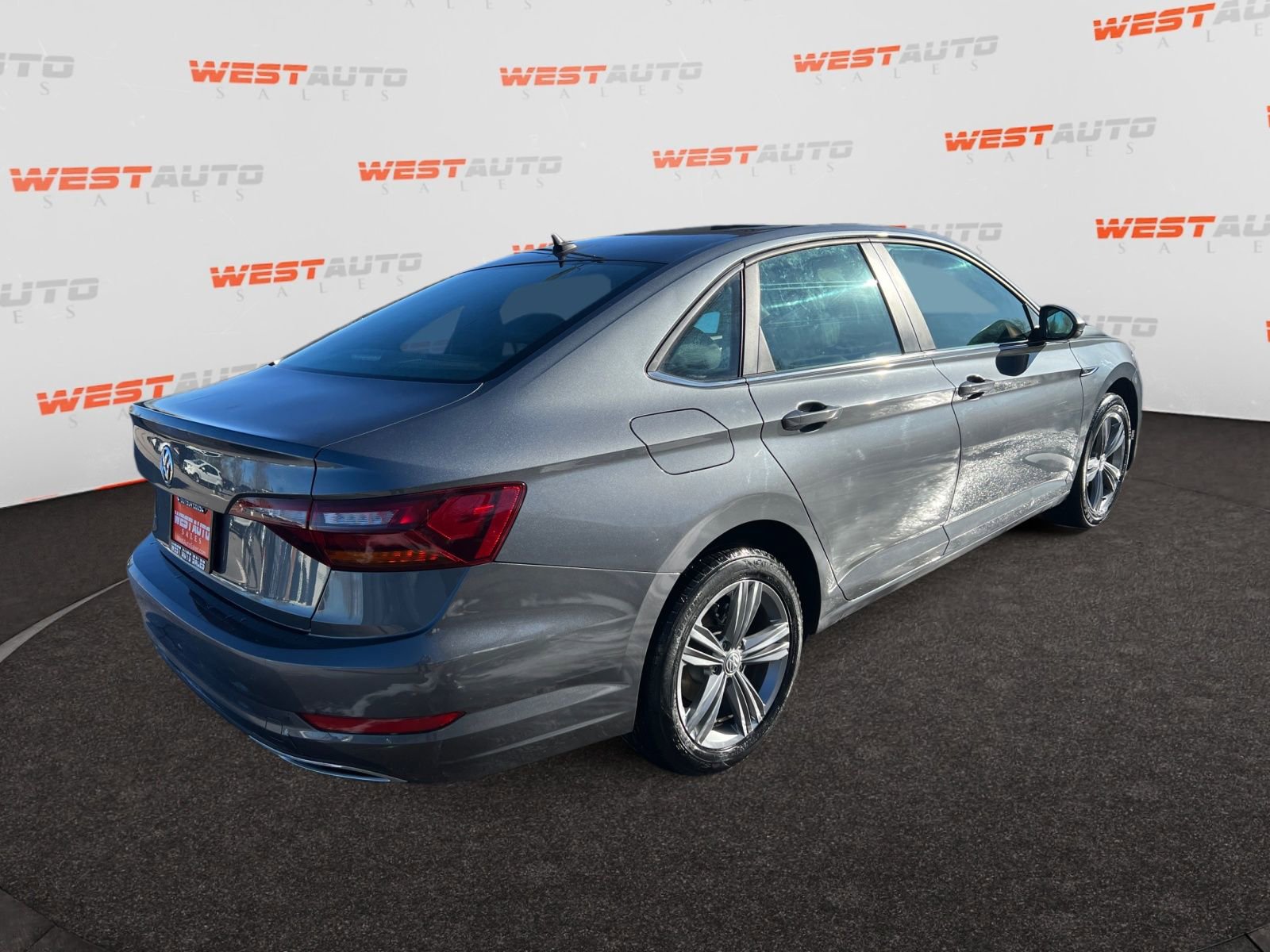 Used 2019 Volkswagen Jetta R-Line image 5