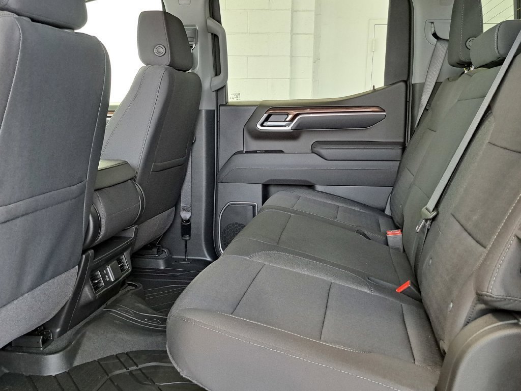 New 2026 Chevrolet Silverado 1500 LT w/ All Star Edition Plus RWD image 12