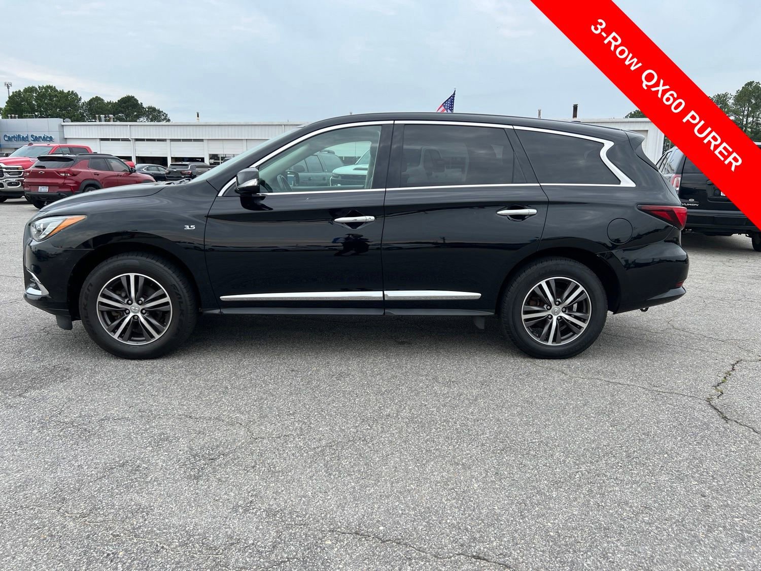 Used 2019 INFINITI QX60 Pure AWD/4WD image 2