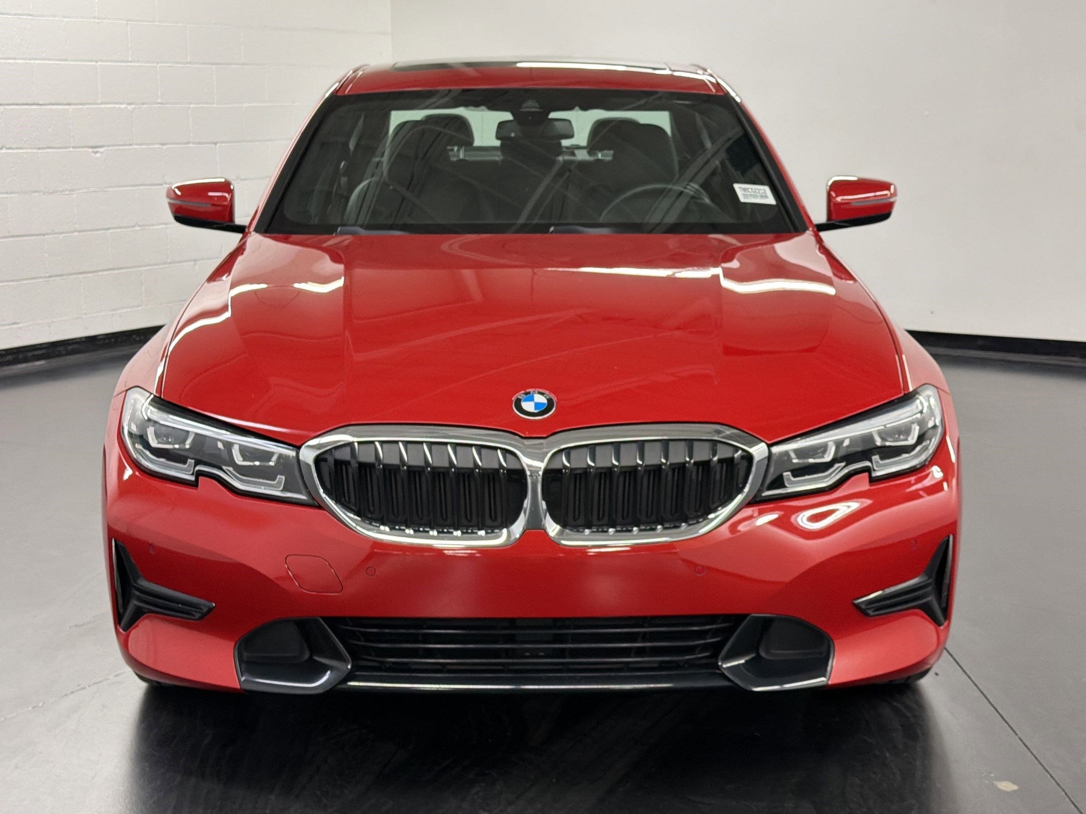 Used 2022 BMW 330i Sedan w/ Driving Assistance Package image 6