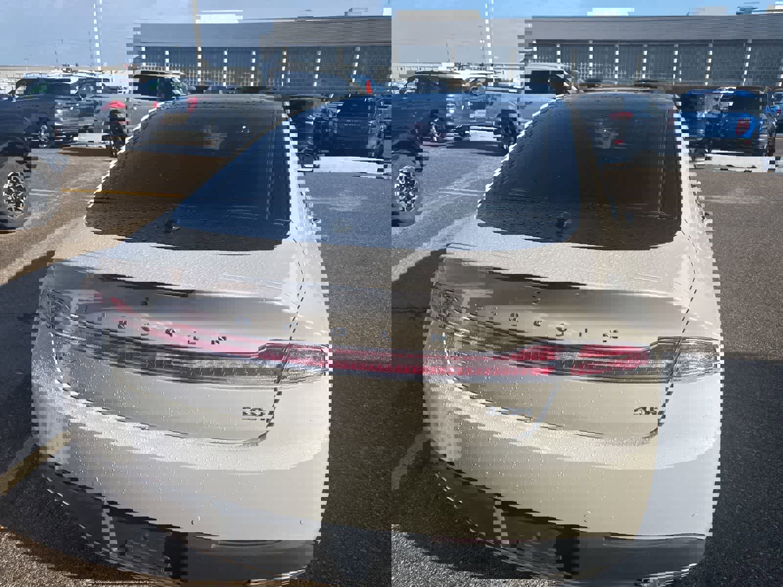 Used 2020 Lincoln MKZ Reserve w/ Elements Package image 12