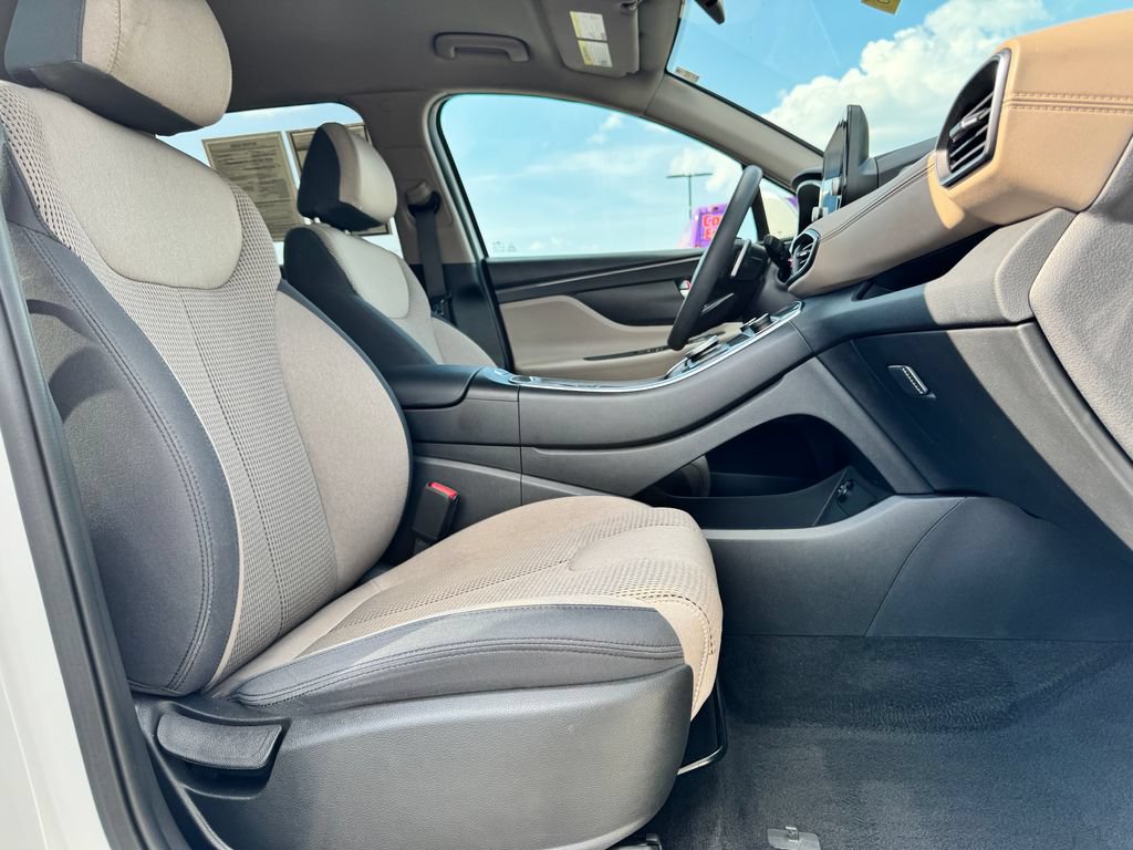 Used 2022 Hyundai Santa Fe SEL FWD image 10
