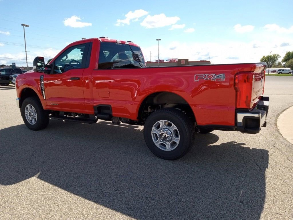 New 2026 Ford F250 XLT image 5