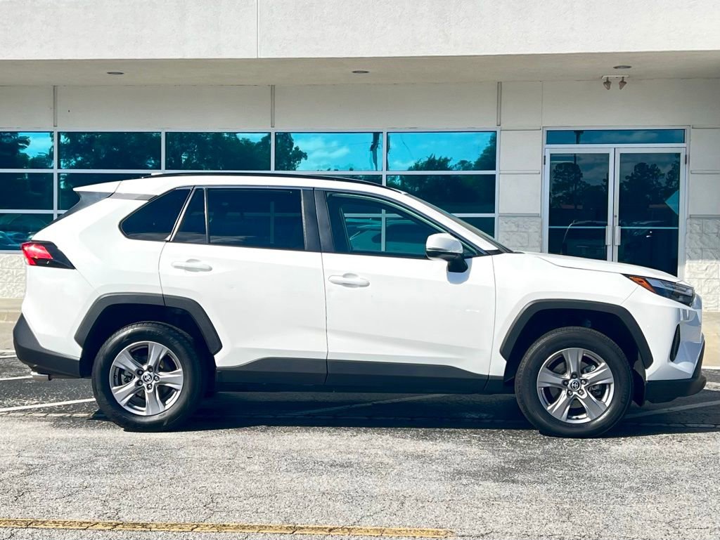 Used 2024 Toyota RAV4 XLE video 3