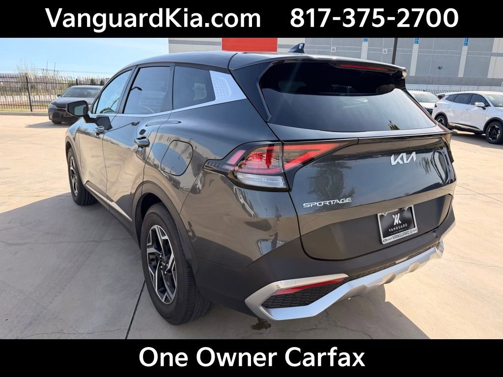 Certified 2024 Kia Sportage LX image 2