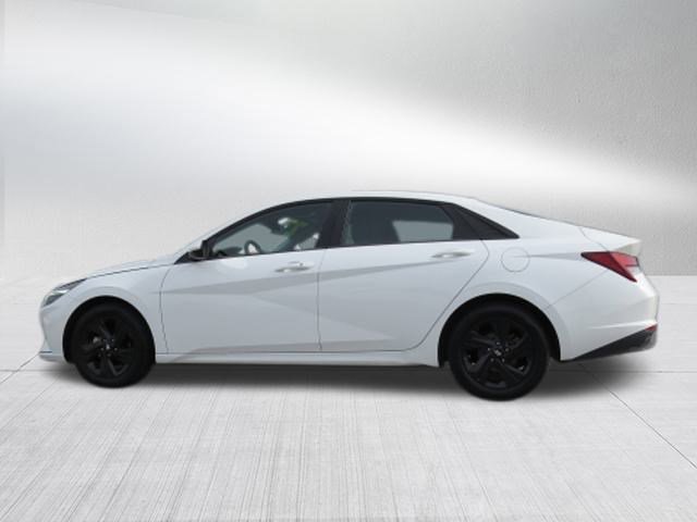 Used 2023 Hyundai Elantra SEL image 6