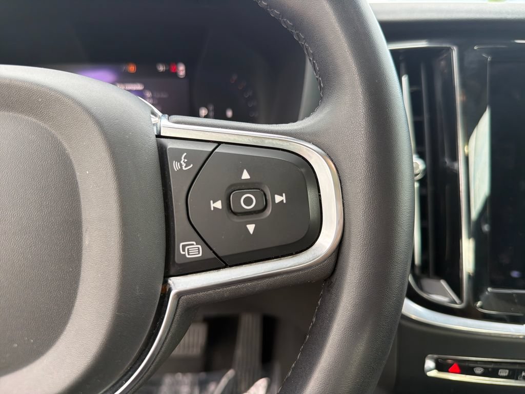 Used 2024 Volvo S60 B5 Core FWD image 35