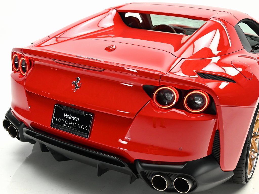 Used 2022 Ferrari 812 GTS image 26