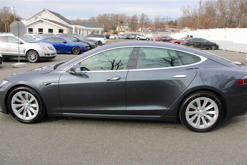 Used 2018 Tesla Model S 100D image 5