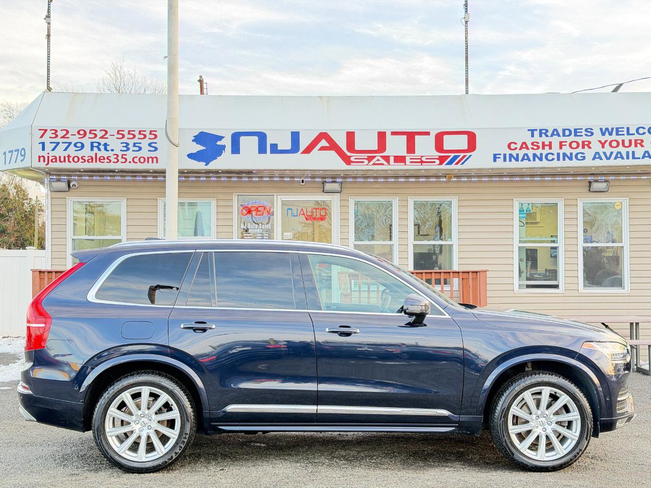 Used 2017 Volvo XC90 T6 Inscription AWD/4WD image 3