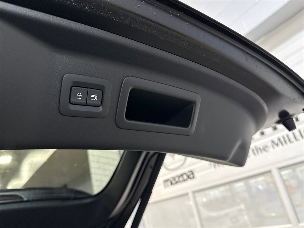 New 2026 MAZDA CX-90 3.3 Turbo w/ Premium Sport Pkg image 4