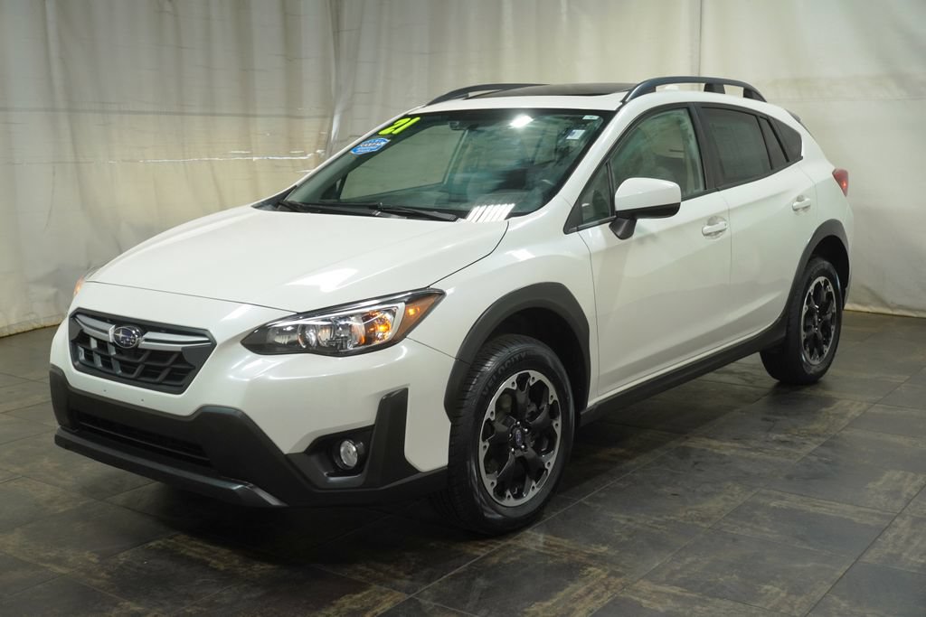 Used 2021 Subaru Crosstrek 2.0i Premium w/ Moonroof Package AWD/4WD image 2