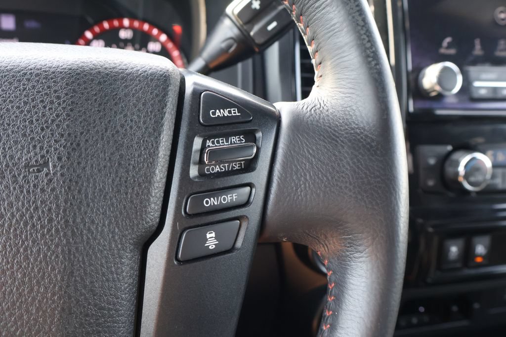 Used 2023 Nissan Titan PRO-4X w/ Pro-4x Convenience Package AWD/4WD image 23