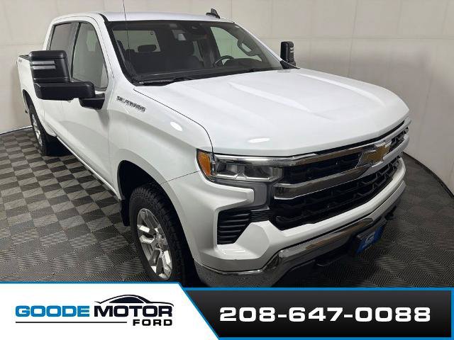 Used 2022 Chevrolet Silverado 1500 LT w/ Max Trailering Package AWD/4WD image 2