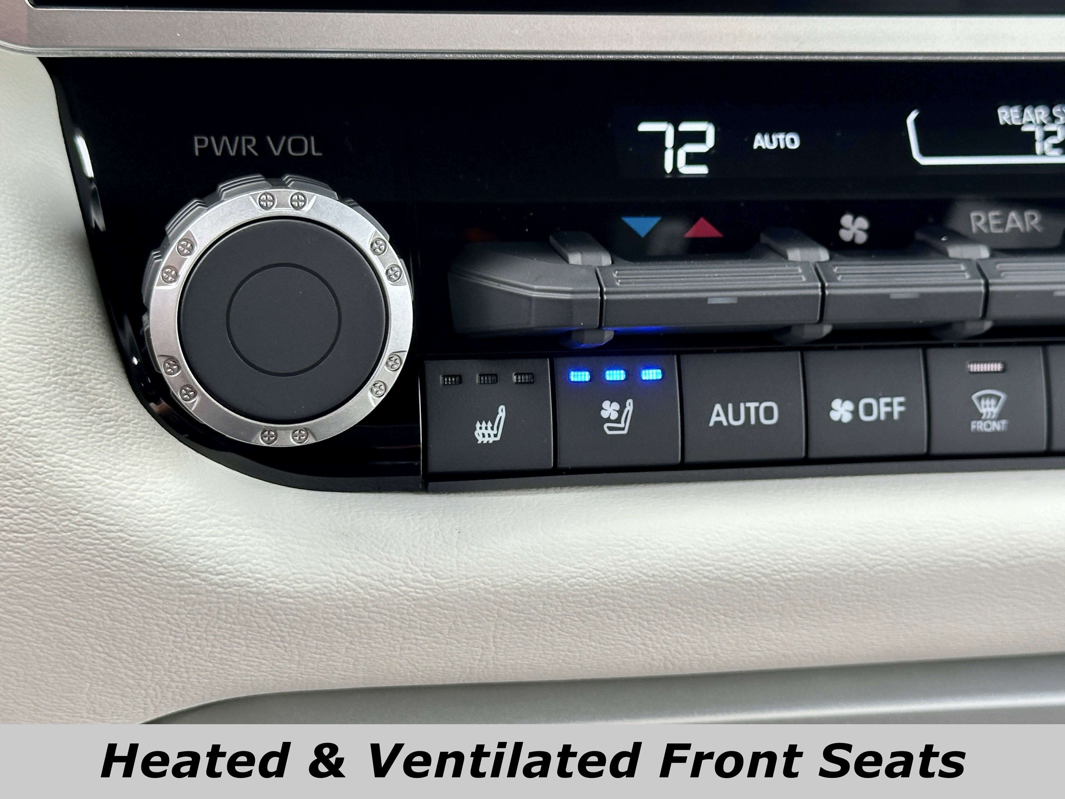 Used 2025 Toyota Sequoia Capstone image 9