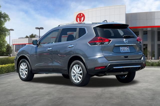Used 2020 Nissan Rogue SV AWD/4WD image 6