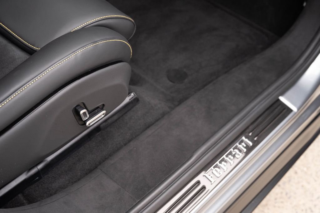 Used 2024 Ferrari Purosangue image 62