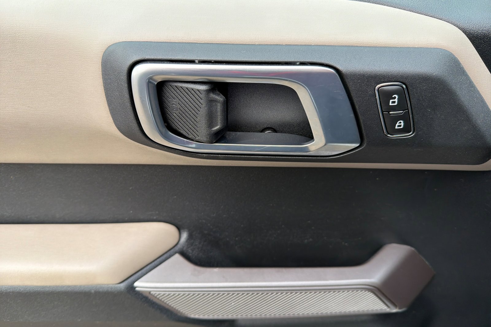 Used 2023 Ford Bronco Wildtrak image 11