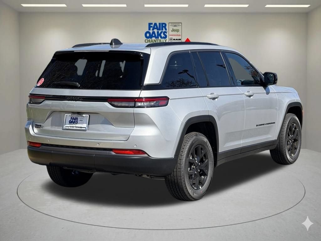 New 2026 Jeep Grand Cherokee Altitude AWD/4WD image 6