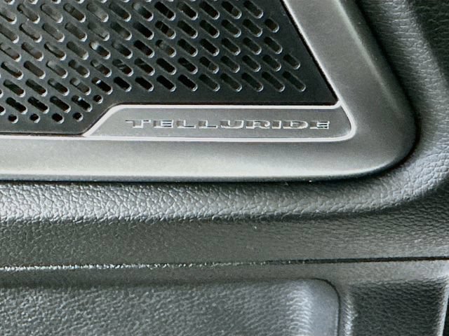 Used 2025 Kia Telluride S AWD/4WD image 30