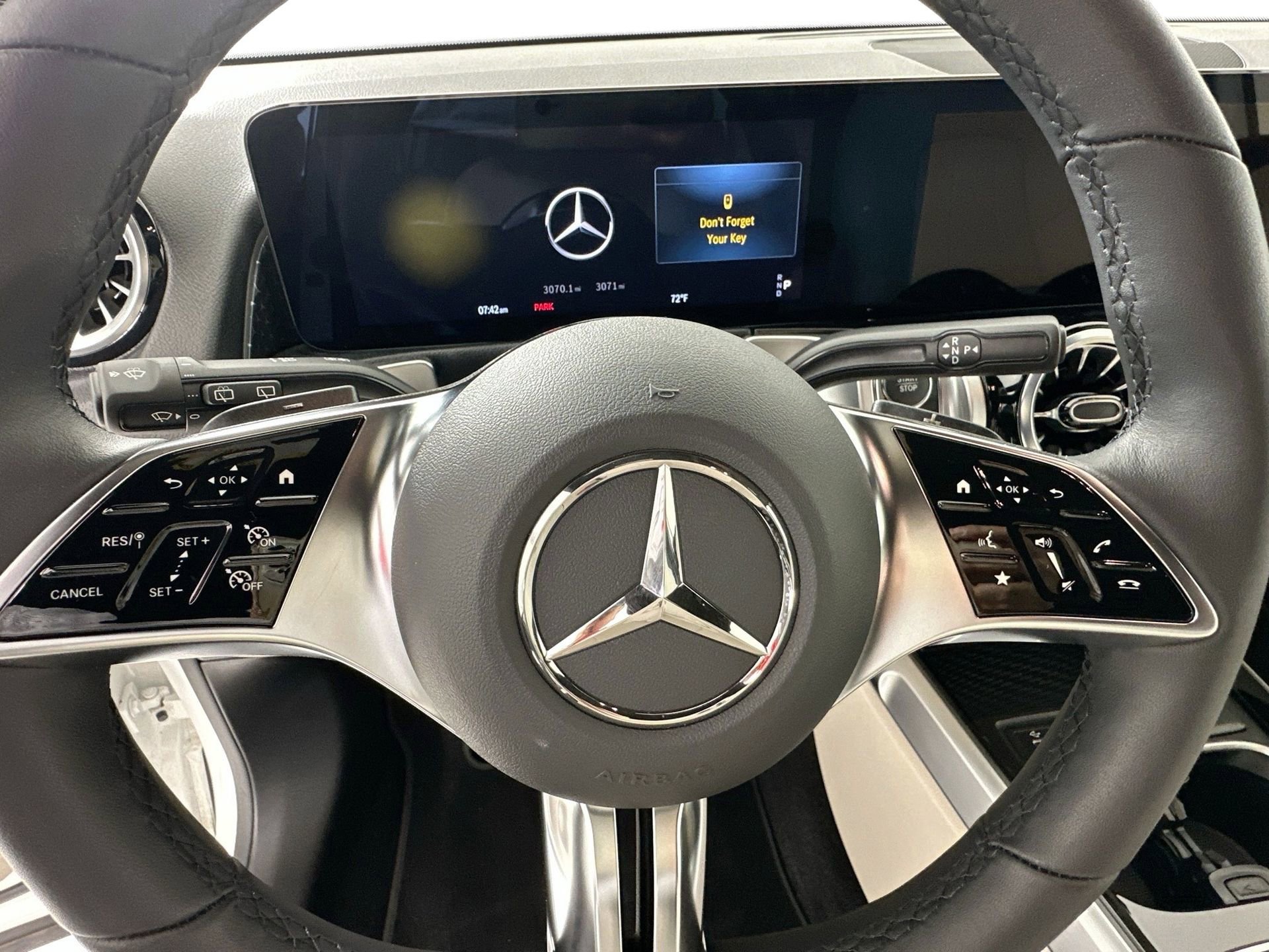 Certified 2024 Mercedes-Benz EQB 300 4MATIC image 12