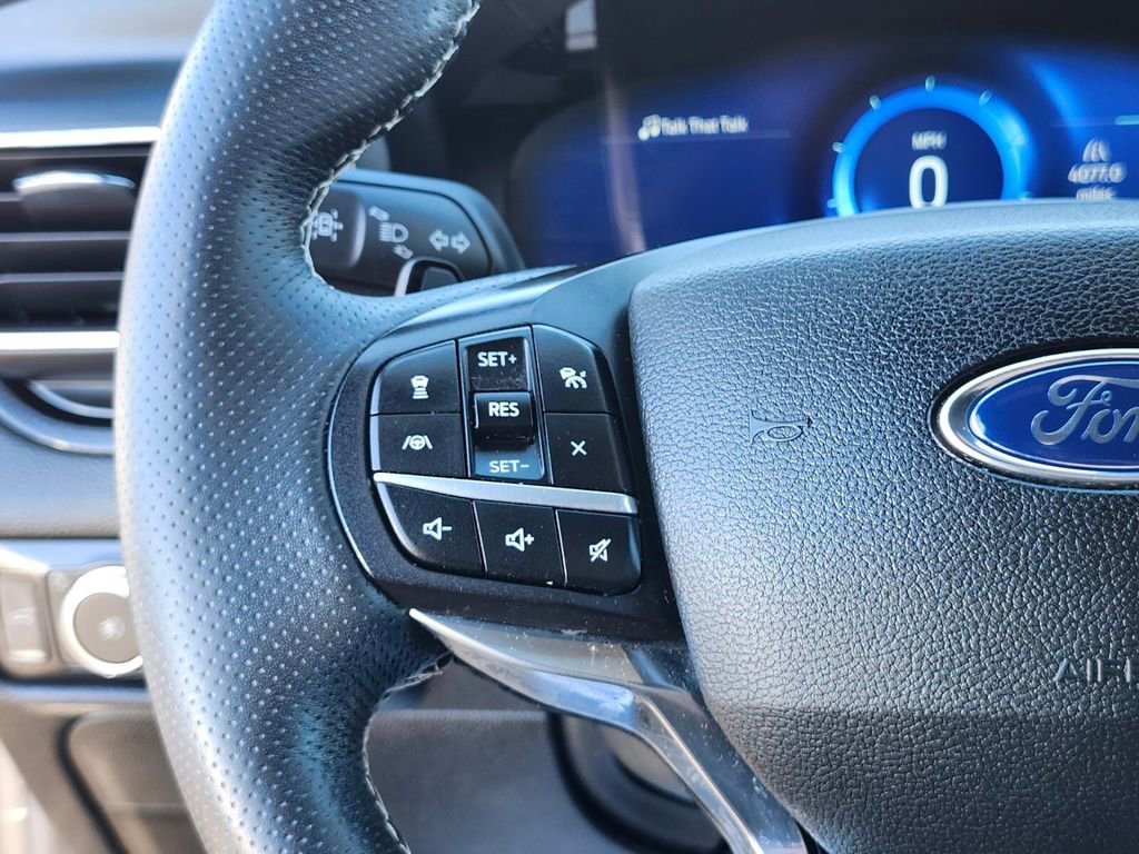 Used 2020 Ford Explorer ST w/ Premium Technology Package image 31