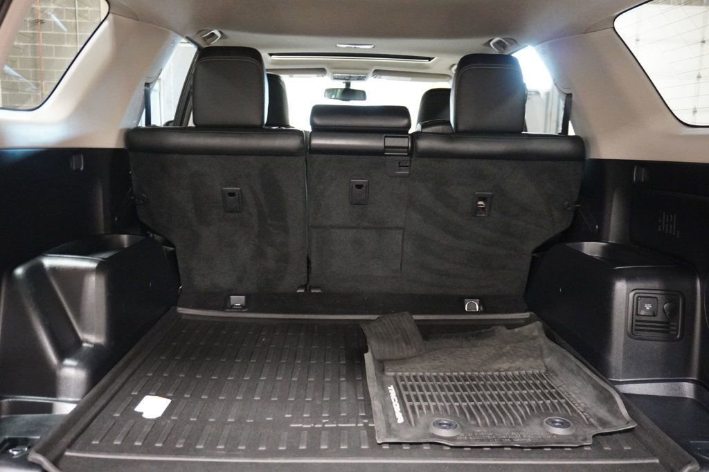 Used 2017 Toyota 4Runner Limited image 12