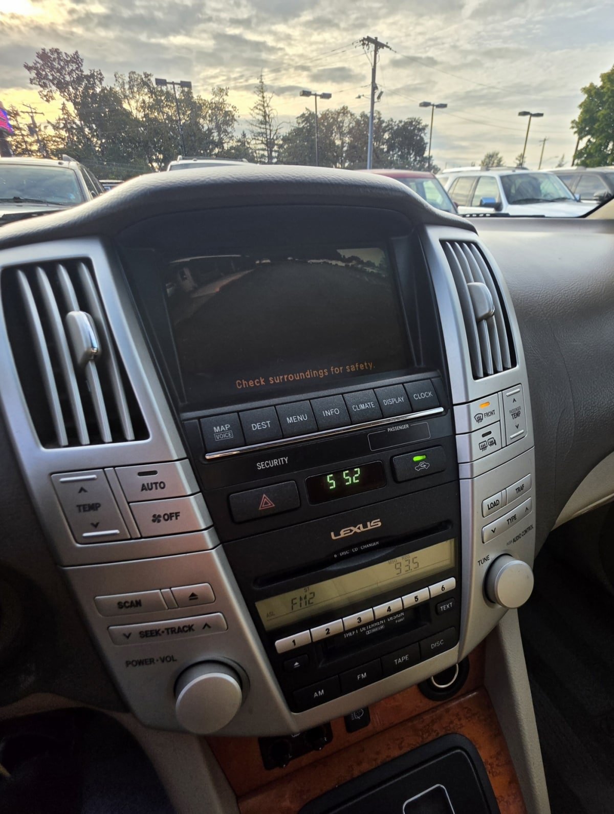 Used 2006 Lexus RX 330 w/ Premium Plus Pkg FWD image 9