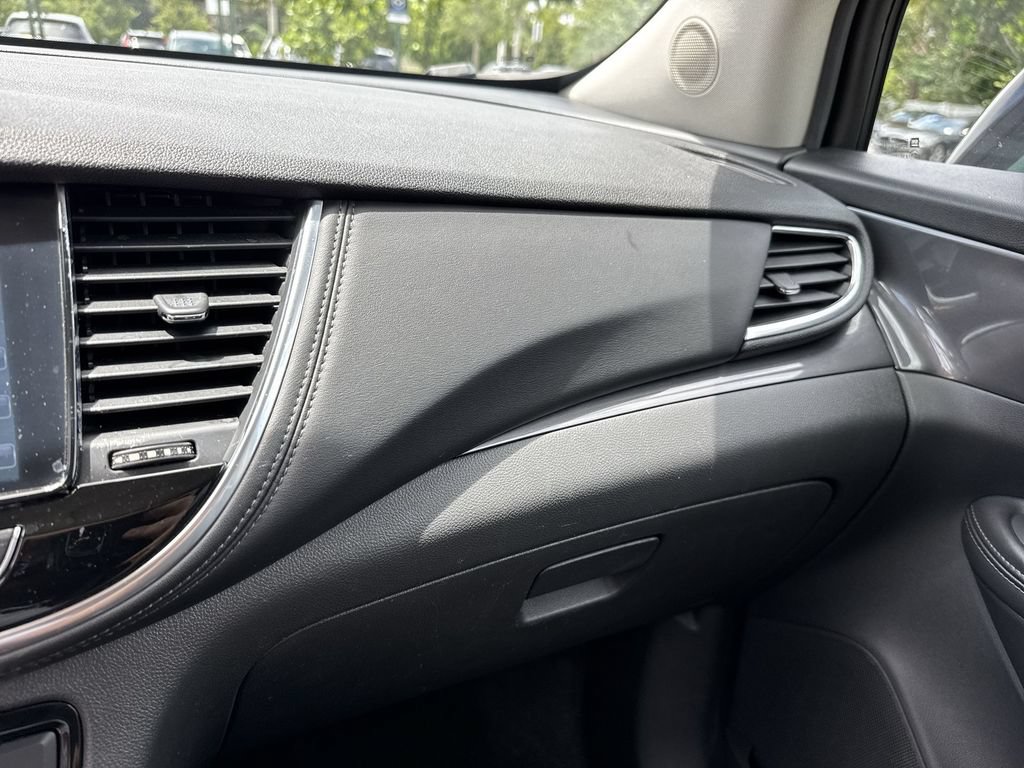 Used 2021 Buick Encore Preferred w/ Safety Package II FWD image 55