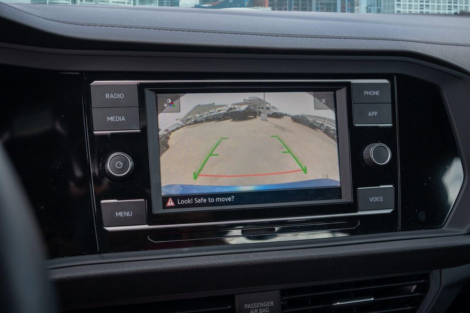 Used 2022 Volkswagen Jetta Sport image 27