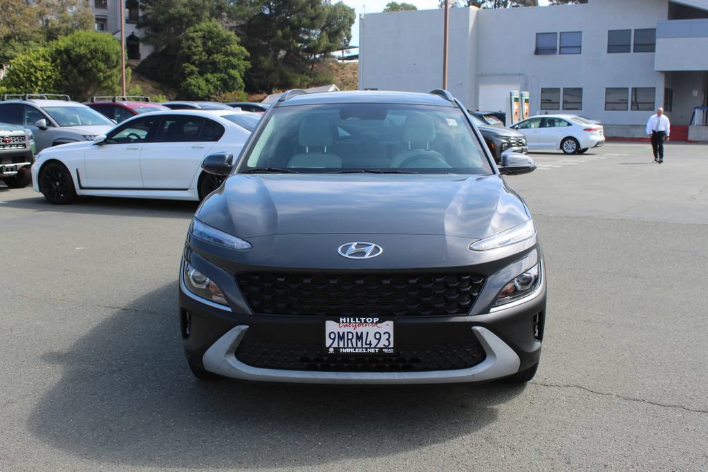 Used 2023 Hyundai Kona SEL w/ Cargo Package FWD image 4