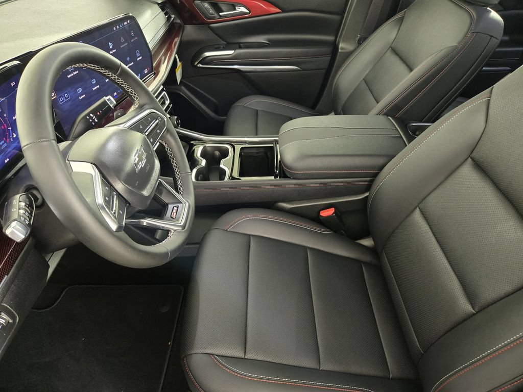 New 2026 Chevrolet Traverse Z71 w/ Driver Confidence Package AWD/4WD image 14