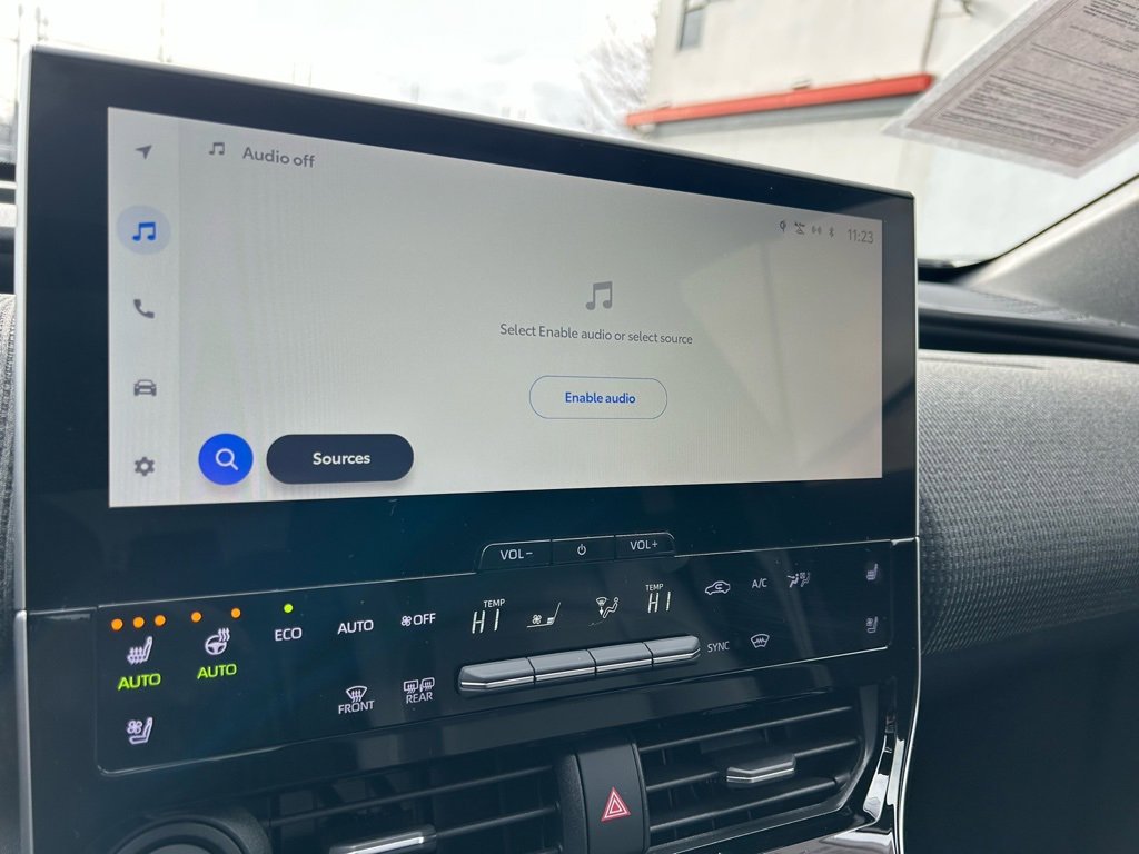 Used 2024 Subaru Solterra Touring image 23