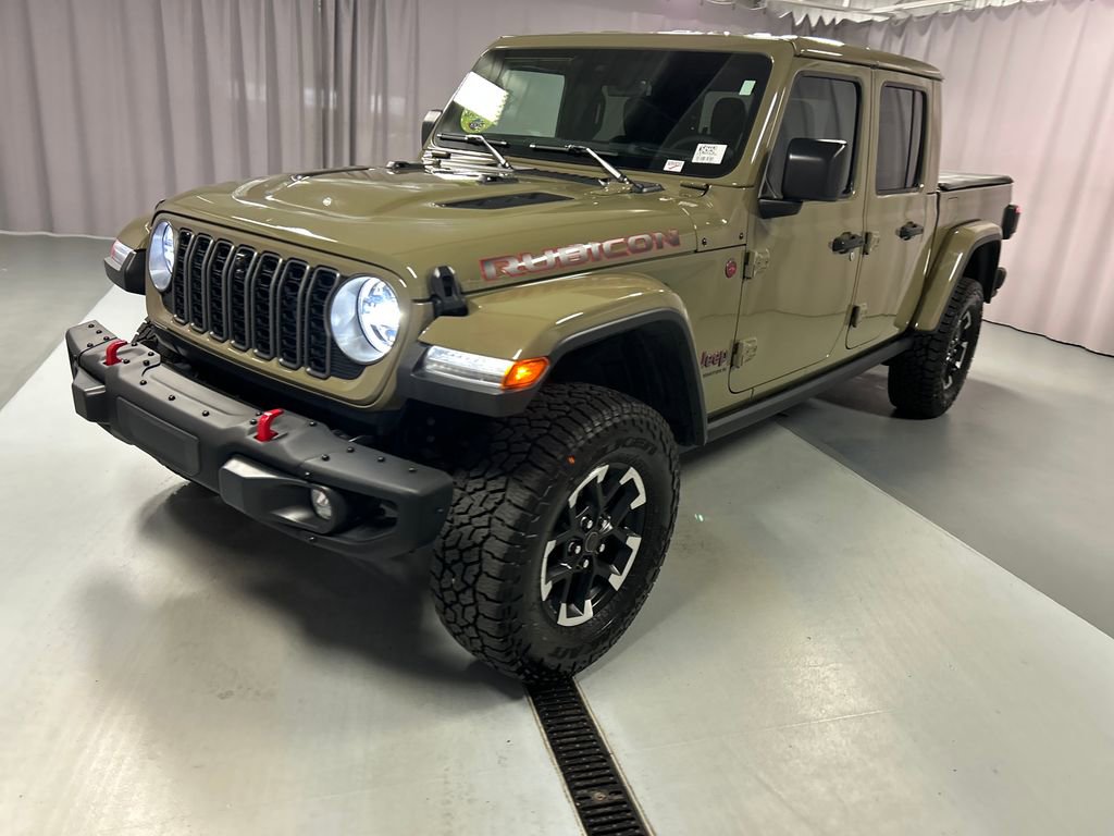 Used 2025 Jeep Gladiator Rubicon AWD/4WD image 3