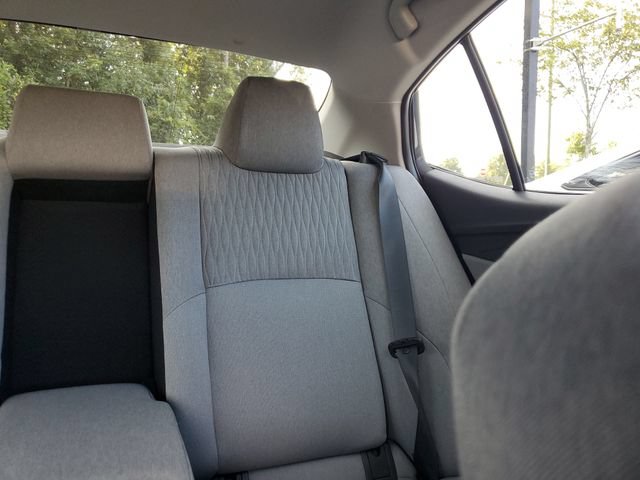 Used 2025 Toyota Camry LE FWD image 12