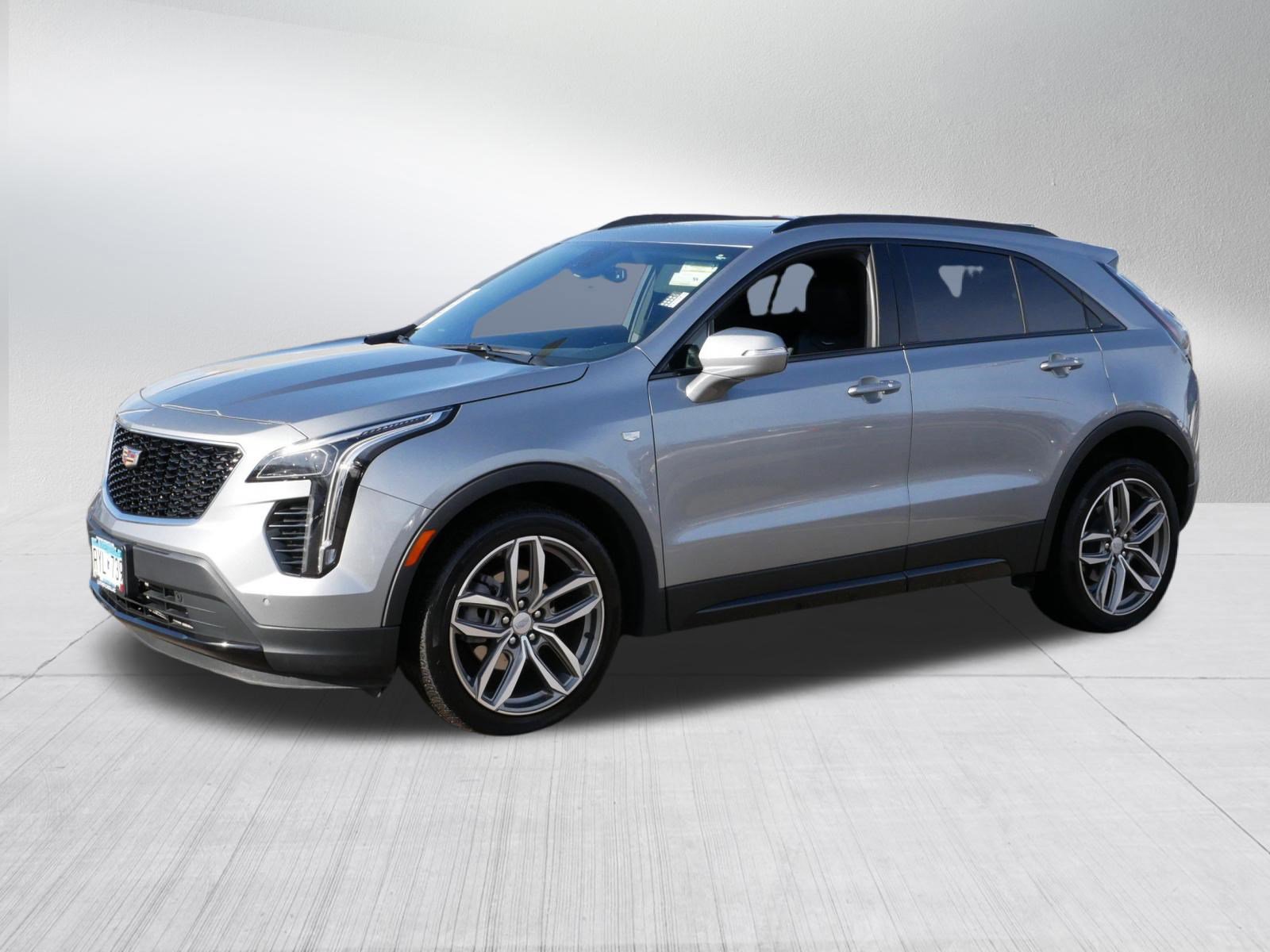 Used 2023 Cadillac XT4 Sport w/ Cold Weather Package image 3
