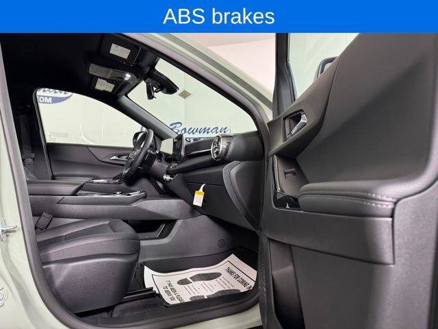 New 2026 Chevrolet Equinox LT w/ Convenience Package II image 15