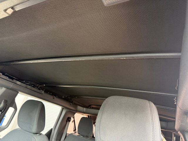 Used 2022 Ford Bronco Base image 7