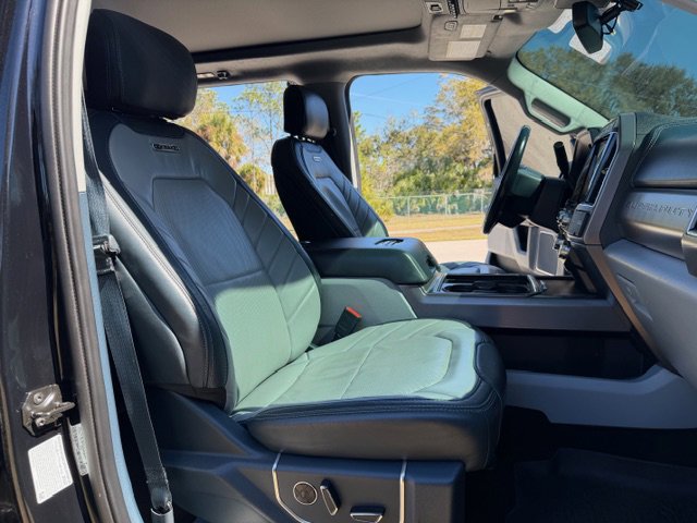 Used 2022 Ford F450 Limited w/ FX4 Off-Road Package image 21