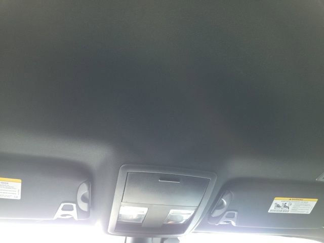 Used 2021 Dodge Challenger SXT w/ Blacktop Package image 18