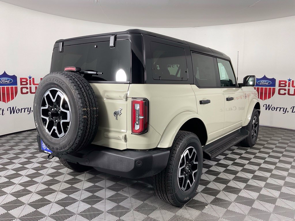 New 2026 Ford Bronco Outer Banks AWD/4WD image 3