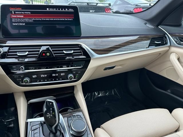 Used 2023 BMW 530i xDrive w/ Convenience Package AWD/4WD image 32