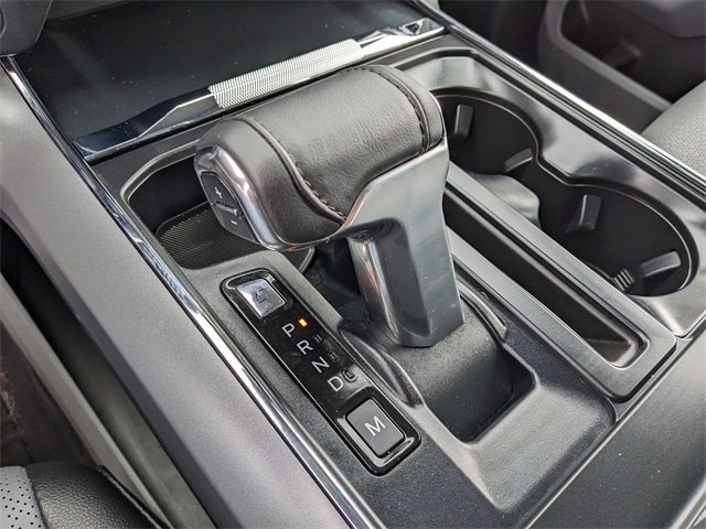 Used 2025 Ford F150 Lariat w/ Equipment Group 501A Mid image 26