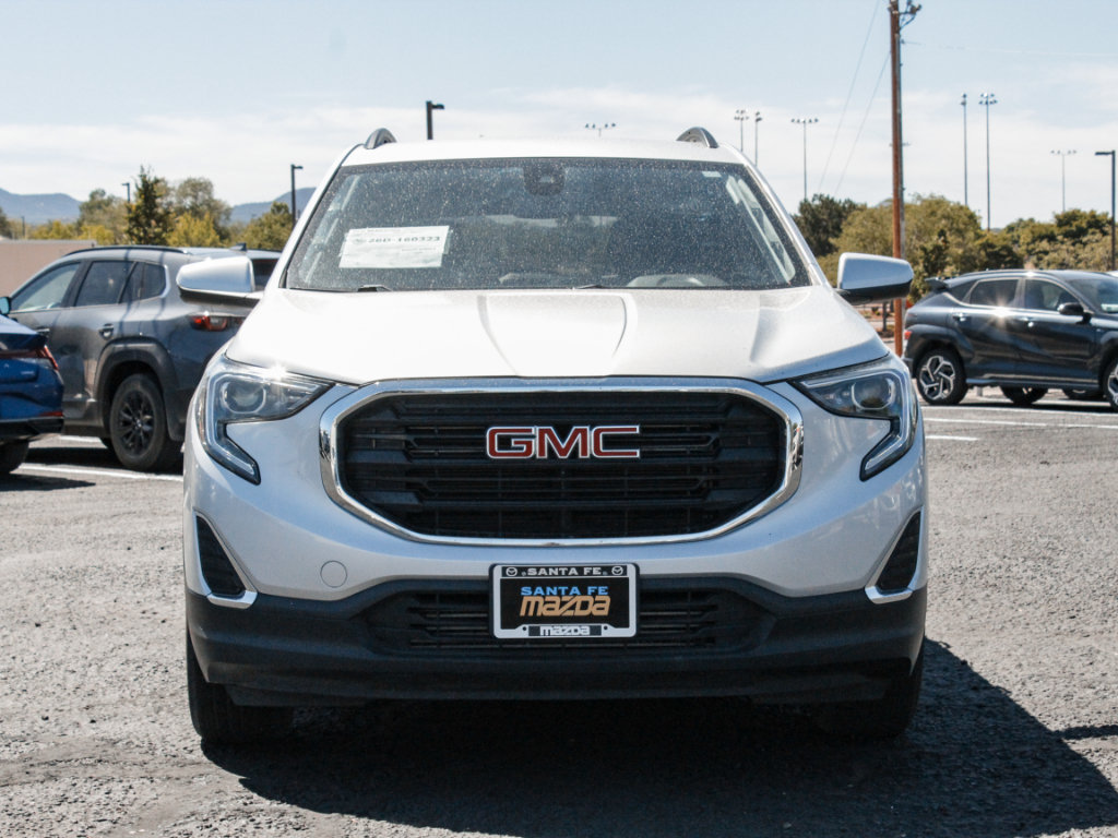 Used 2020 GMC Terrain SLE w/ Driver Convenience Package FWD image 2