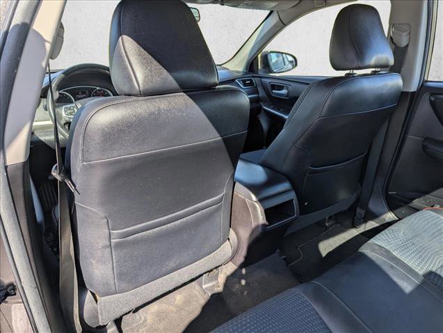 Used 2015 Toyota Camry SE image 20